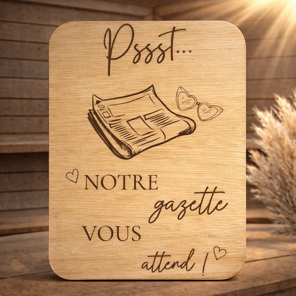 Pancarte en bois gazette des mariés pour mariage, décoration originale et coin lecture invités