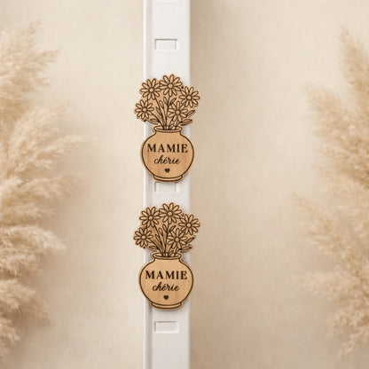 Magnet vase fleuri personnalisé en bois 5x8 cm. Texte au choix. Idée cadeau original et décoratif pour maîtresse, nounou ou famille.