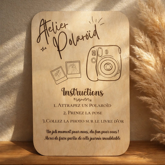 Pancarte en bois Atelier Polaroid, animation photo pour créer des souvenirs lors d’un mariage ou événement